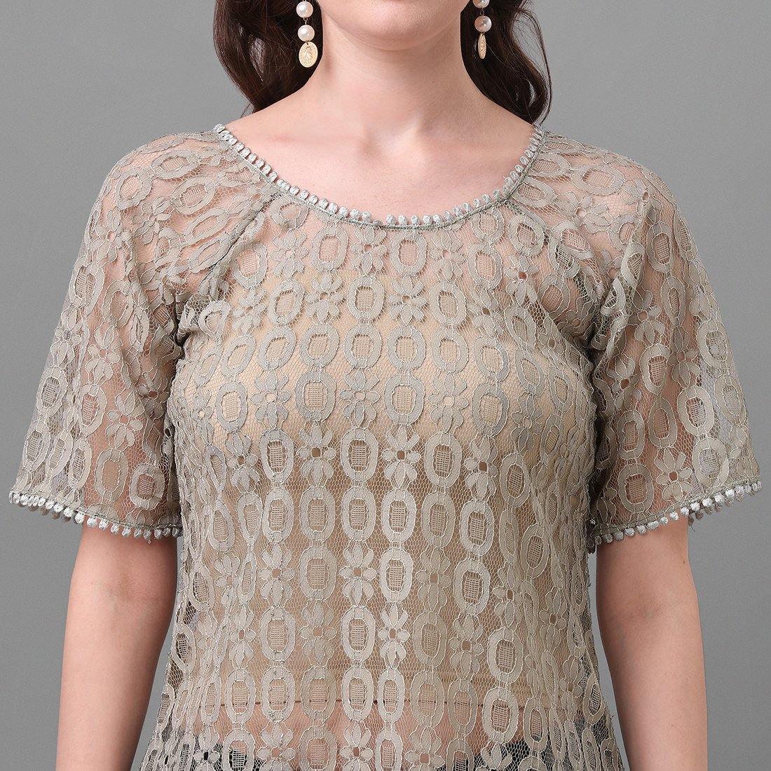  Lace Top With Tassels Detail